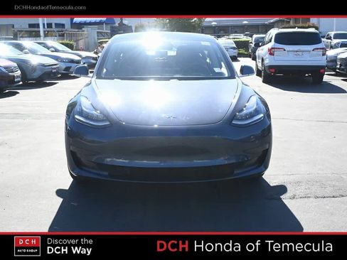 Used 2020 Tesla Model 3 Standard Range Plus image 2