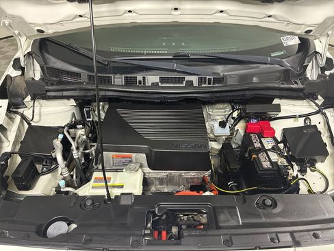 Used 2019 Nissan Leaf SL Plus image 7