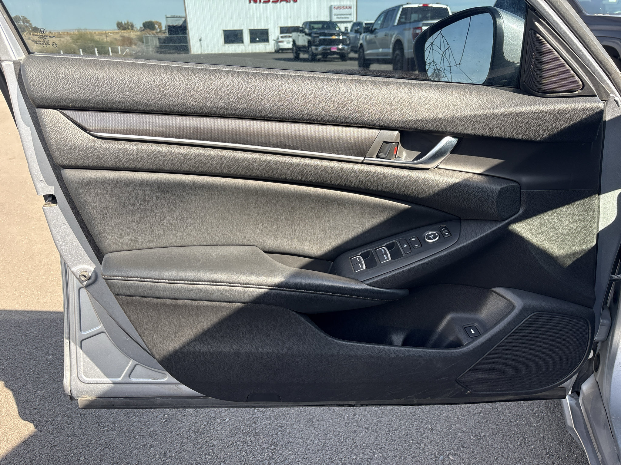 Used 2018 Honda Accord Sport image 14