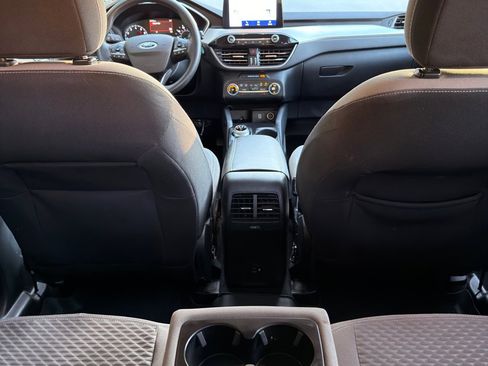 Used 2020 Ford Escape SE FWD image 24