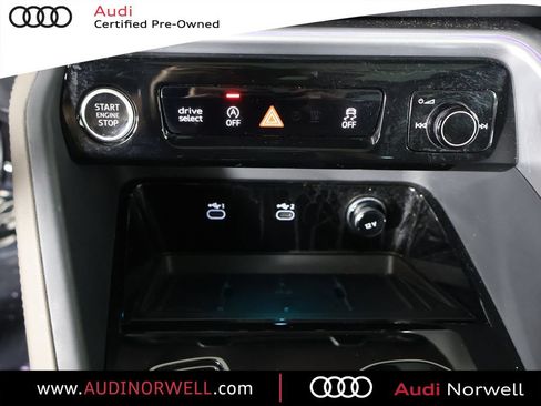 Certified 2025 Audi Q5 Premium w/ Convenience Package AWD/4WD image 6