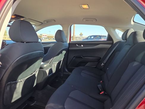 Used 2021 Kia K5 LXS FWD image 13