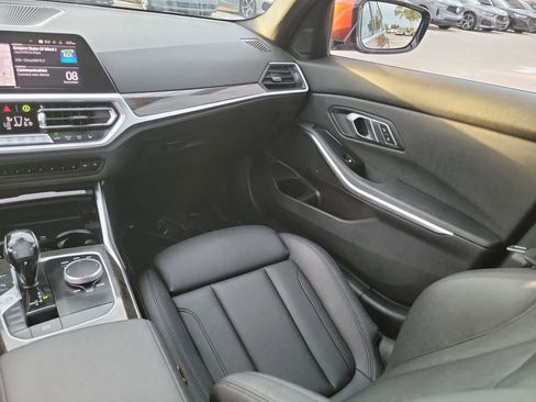 Used 2021 BMW 330i Sedan w/ Driving Assistance Package image 23