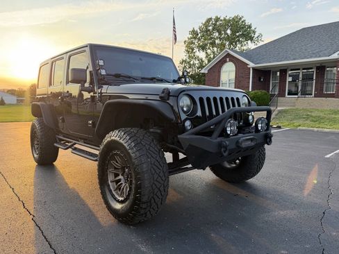 Used 2016 Jeep Wrangler Unlimited Sport w/ Trailer Tow Group AWD/4WD image 8