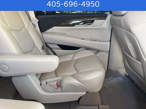 Used 2020 Cadillac Escalade Premium Luxury w/ LPO, Radiant Package image 33