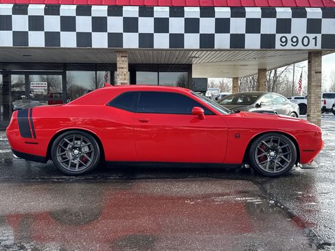 Used 2016 Dodge Challenger R/T Scat Pack image 8