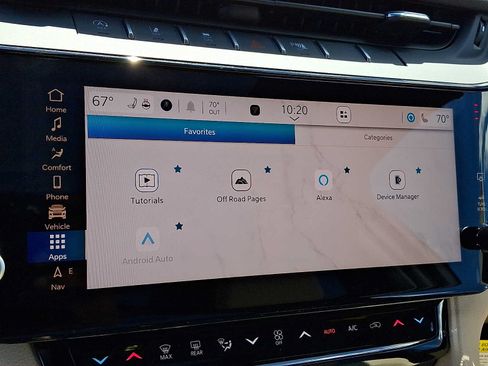 New 2026 Jeep Grand Cherokee Limited w/ Luxury Tech Group II AWD/4WD image 17