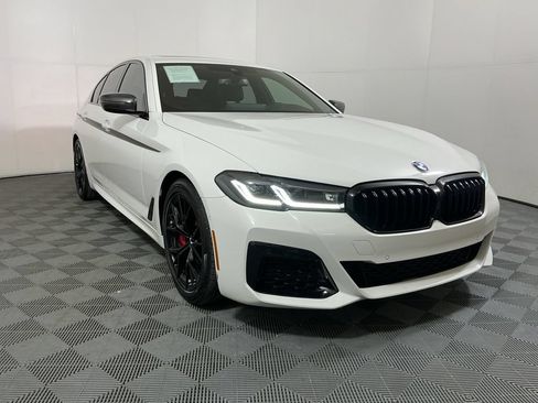 Certified 2022 BMW 530i w/ M Sport Package RWD image 4