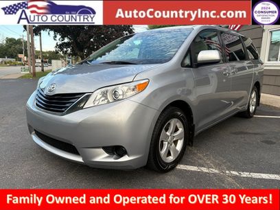 Used 2013 Toyota Sienna LE