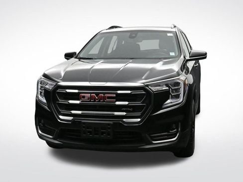 Used 2022 GMC Terrain AT4 w/ Infotainment Package II image 8