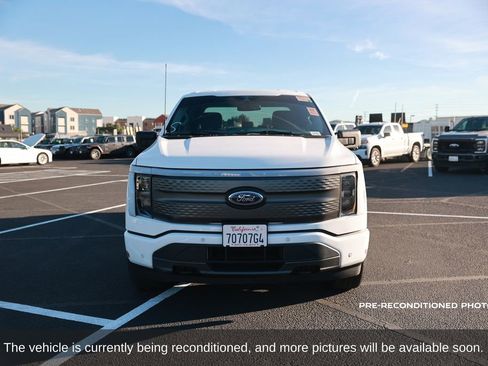 Used 2023 Ford F150 Lightning XLT image 9