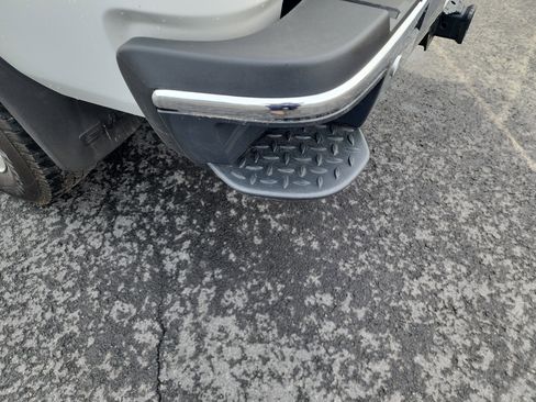 Used 2019 GMC Sierra 2500 SLE image 29