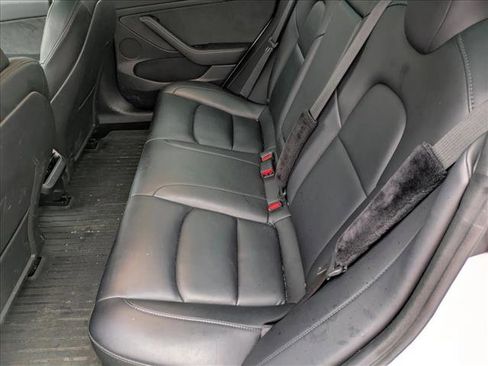 Used 2023 Tesla Model 3 Standard Range RWD image 18