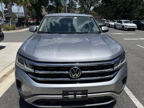 Used 2021 Volkswagen Atlas SE w/ Panoramic Sunroof Package AWD/4WD image 2