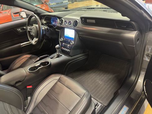 Used 2021 Ford Mustang GT Premium w/ GT Performance Package RWD image 24
