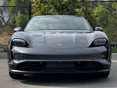 Certified 2022 Porsche Taycan 4S AWD/4WD image 15