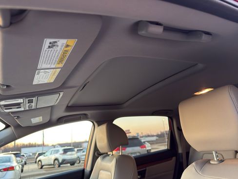 Used 2022 Honda CR-V Touring image 11