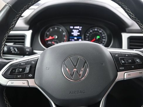 Used 2021 Volkswagen Atlas SE w/ Towing Package image 15