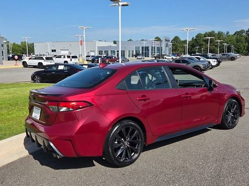 Used 2023 Toyota Corolla XSE FWD image 11