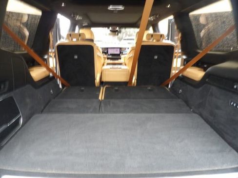 Used 2022 Jeep Grand Wagoneer Series III w/ Rear Seat Video Group 1 image 34