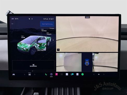 Used 2024 Tesla Cybertruck AWD Crew Cab image 20