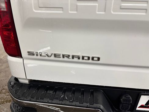 Used 2019 Chevrolet Silverado 1500 LT w/ All-Star Edition AWD/4WD image 15
