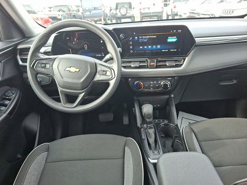 Used 2025 Chevrolet TrailBlazer LT image 21