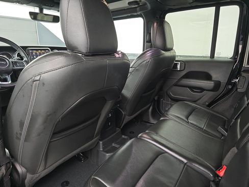 Used 2022 Jeep Wrangler Unlimited Sahara image 72