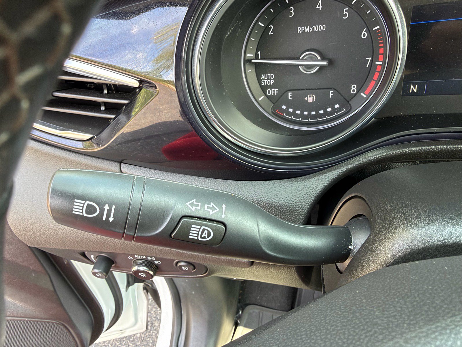 Used 2023 Buick Encore GX Essence w/ Experience Buick Package FWD image 26
