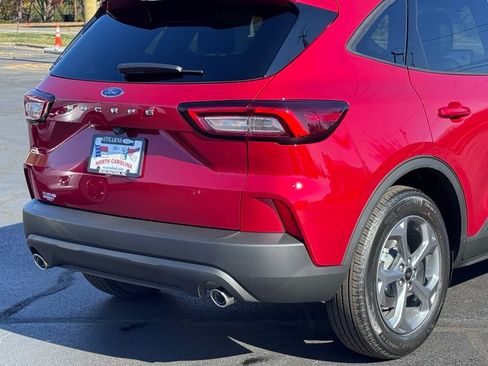 New 2026 Ford Escape ST-Line w/ Cold Weather Package image 37