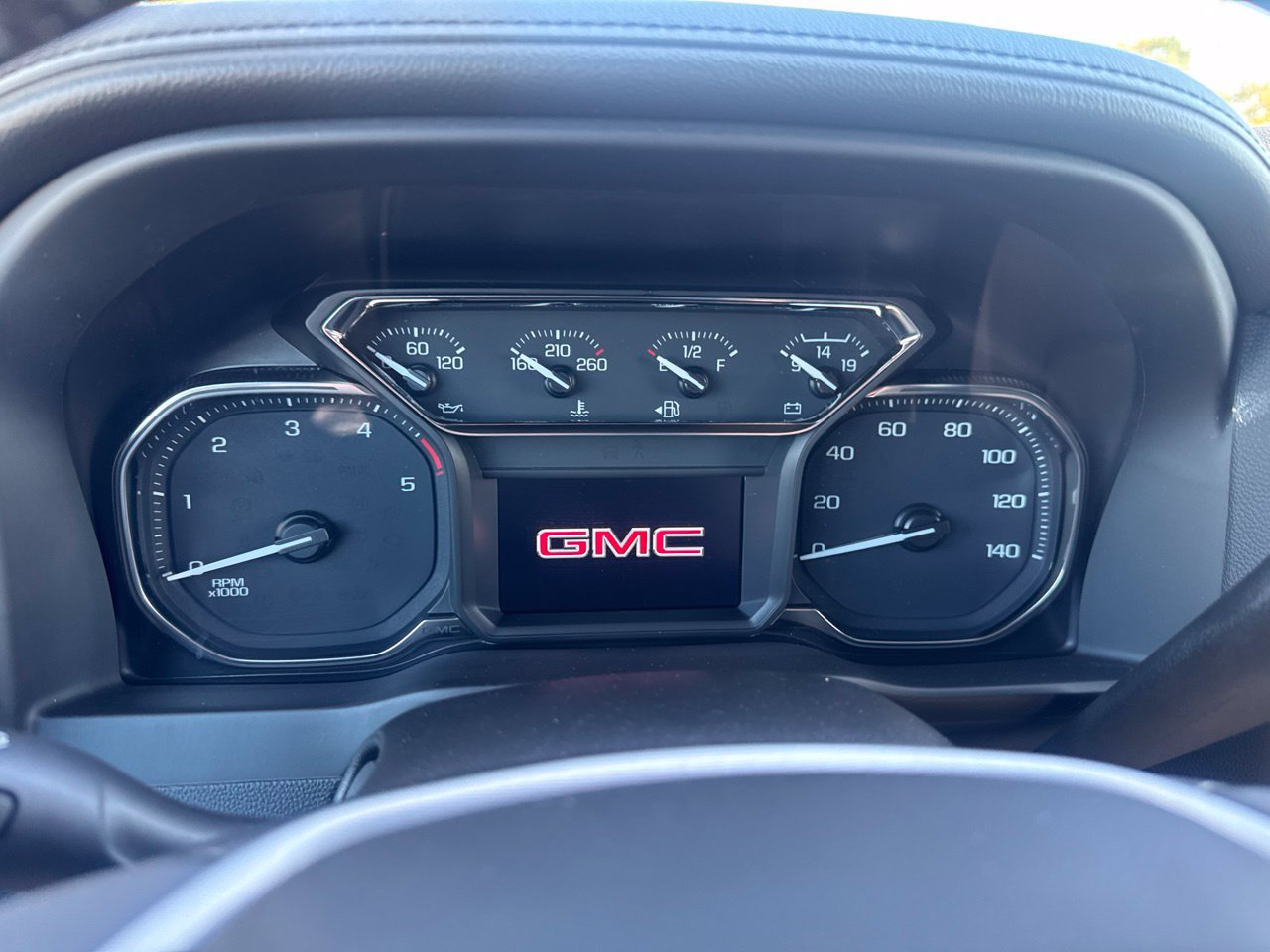 Certified 2022 GMC Sierra 2500 SLE w/ SLE Convenience Package AWD/4WD image 12