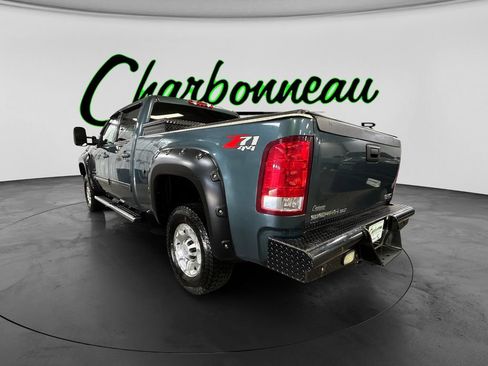 Used 2009 GMC Sierra 2500 SLT w/ SLT Convenience Package AWD/4WD image 3
