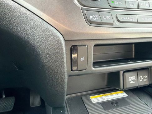Certified 2023 Honda Passport EX-L image 15