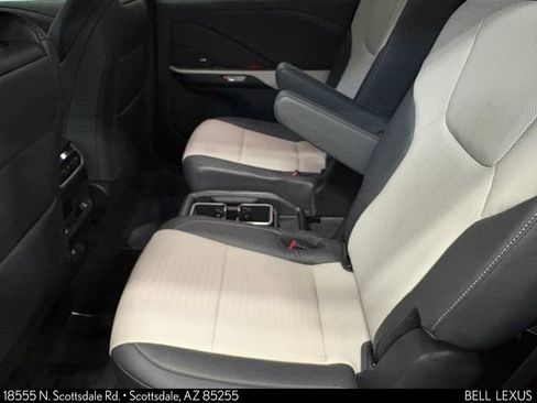 Used 2025 Lexus TX 500h AWD w/ Technology Package image 21