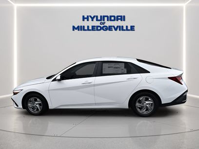 New 2026 Hyundai Elantra SE