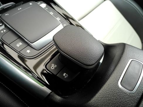Used 2021 Mercedes-Benz GLA 35 AMG 4MATIC w/ Premium Package image 51