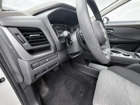 Used 2023 Nissan Rogue SV AWD/4WD image 23