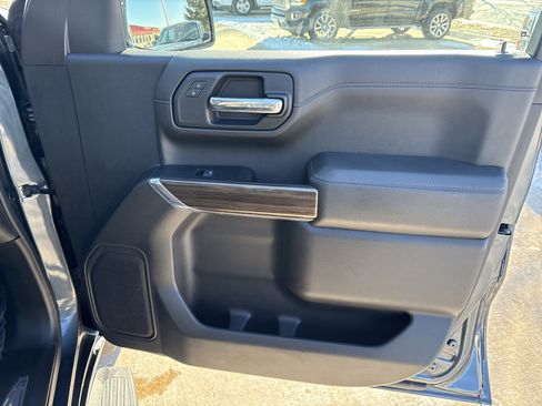 Used 2019 Chevrolet Silverado 1500 RST w/ All-Star Edition image 17