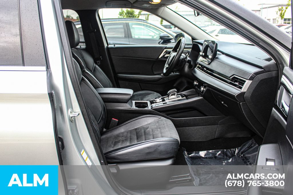 Used 2024 Mitsubishi Outlander SE FWD image 22