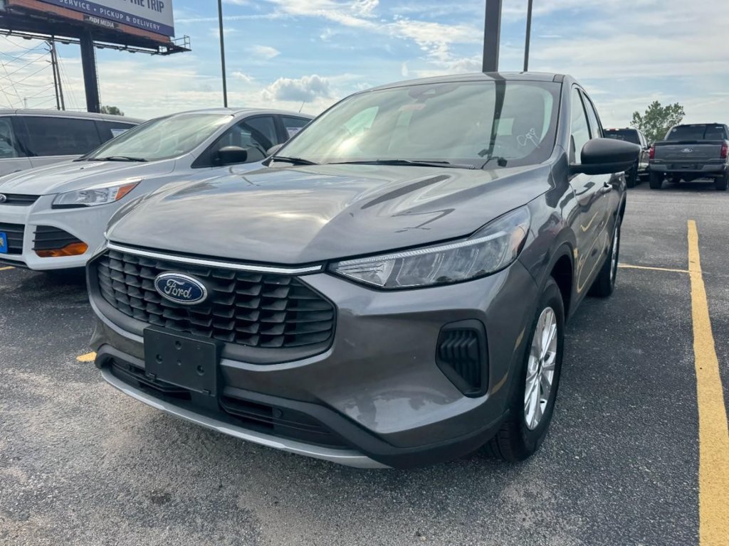 Used 2023 Ford Escape Active AWD/4WD image 6