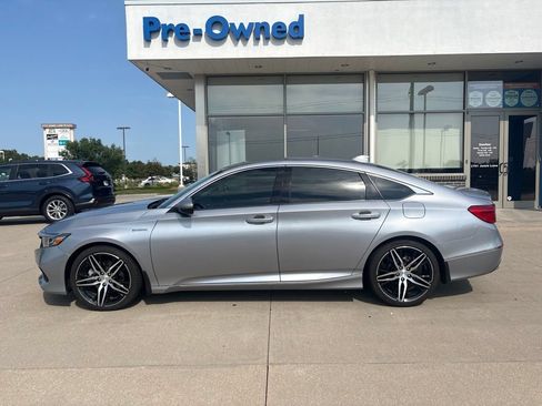 Used 2022 Honda Accord Touring image 8