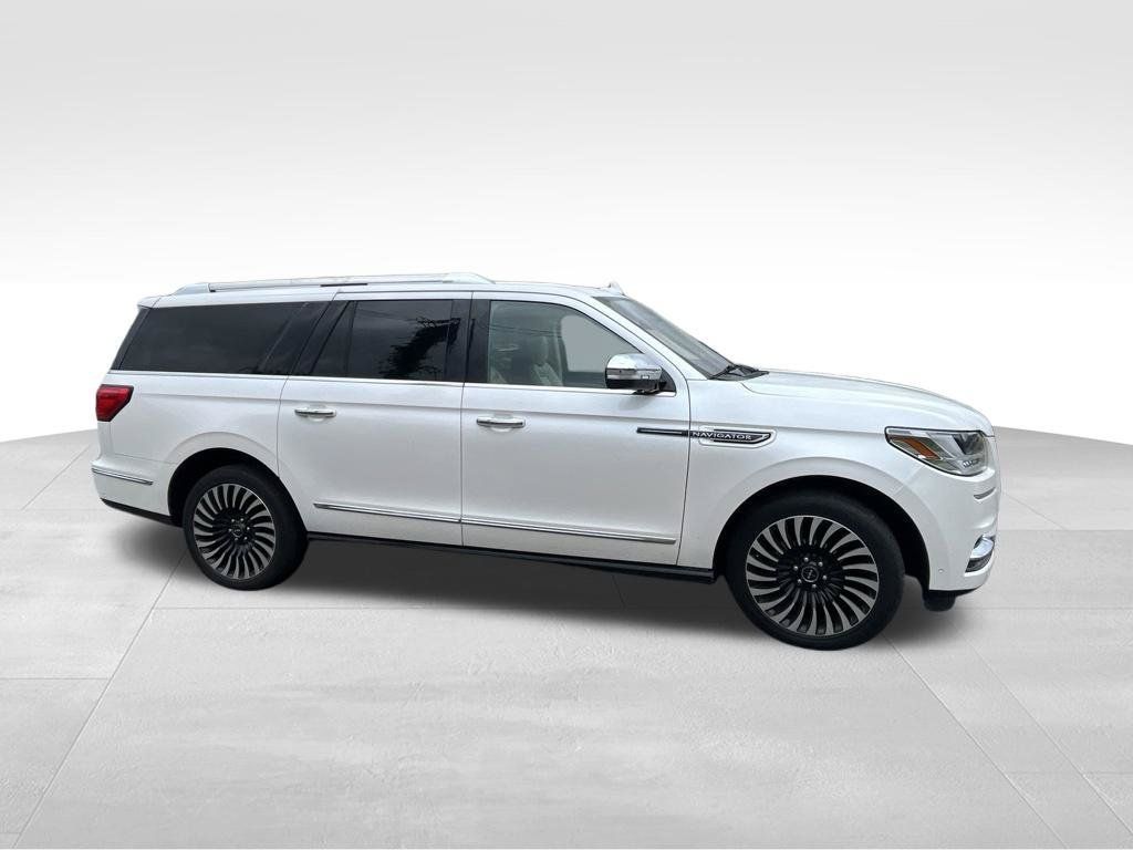 Used 2019 Lincoln Navigator L Black Label AWD/4WD image 19