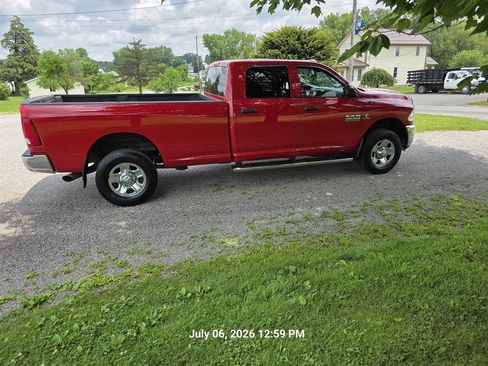 Used 2016 RAM 2500 Tradesman w/ Chrome Appearance Group AWD/4WD image 7