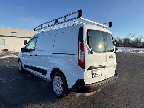 Used 2021 Ford Transit Connect XLT image 2