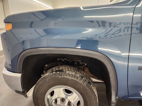 Used 2024 Chevrolet Silverado 3500 LT w/ All Star Edition image 43