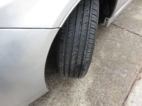 Used 2013 Toyota Prius Plug-In Hybrid image 29