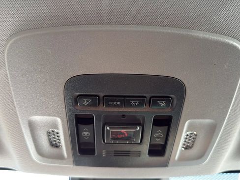 Used 2021 Toyota Camry XSE image 21