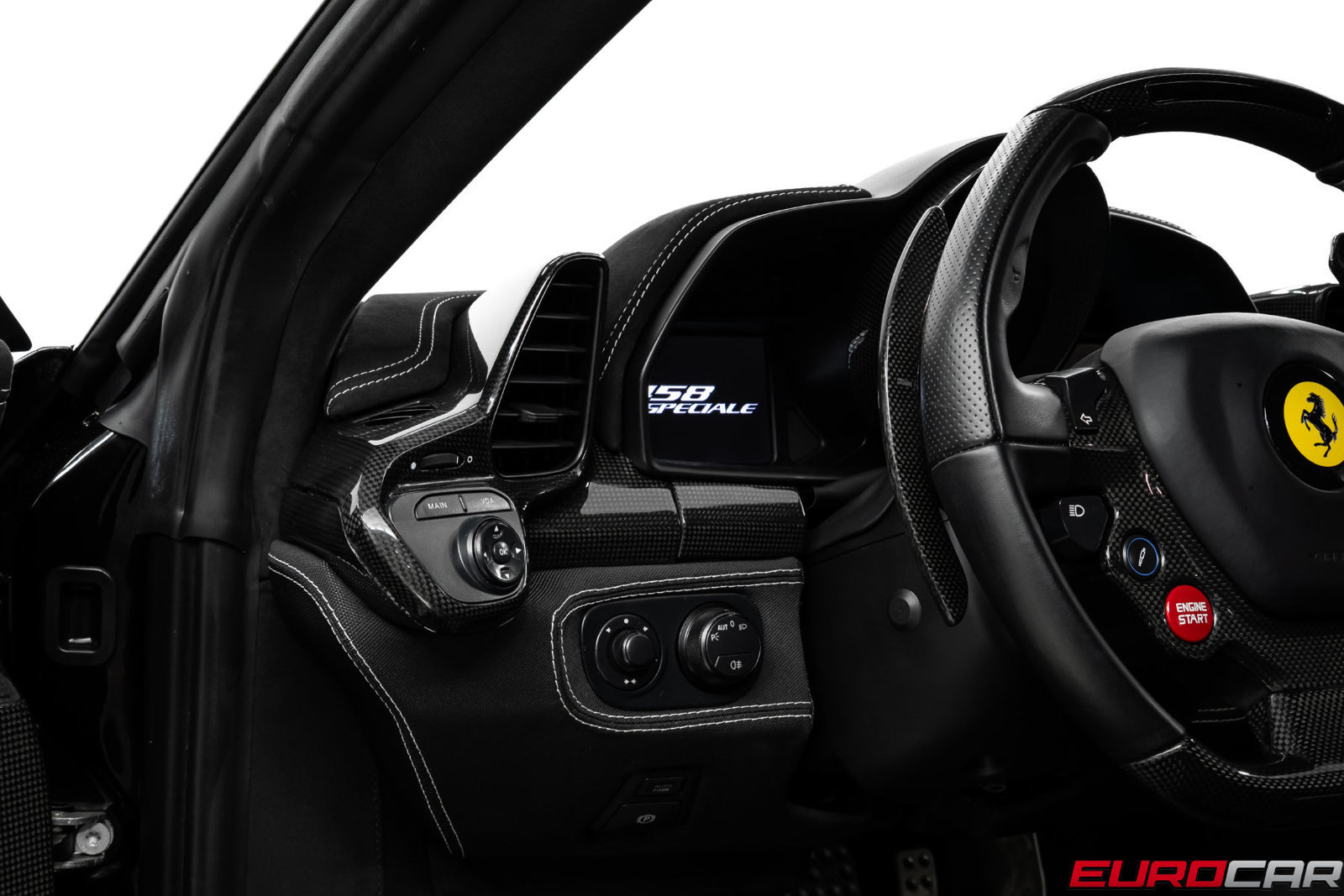 Used 2015 Ferrari 458 Speciale Coupe RWD image 31