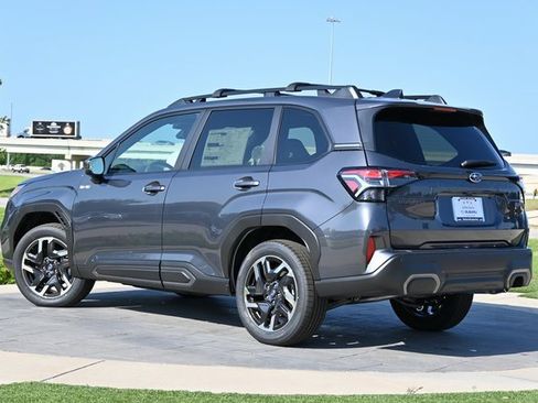 New 2025 Subaru Forester Limited w/ Popular Package image 5