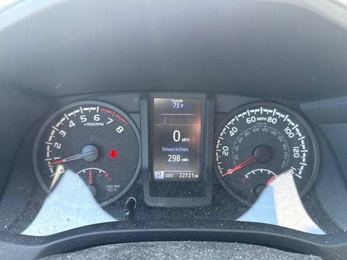 Used 2023 Toyota Tacoma SR AWD/4WD image 25